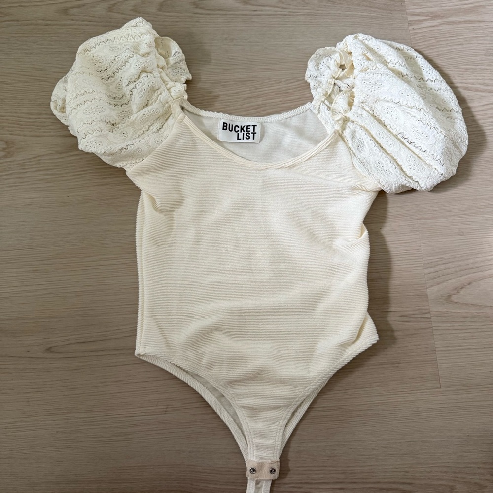 These Three crochet sleeve top